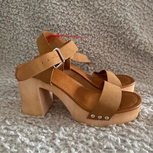 Forever 21 Wooden Block Heels Sandals